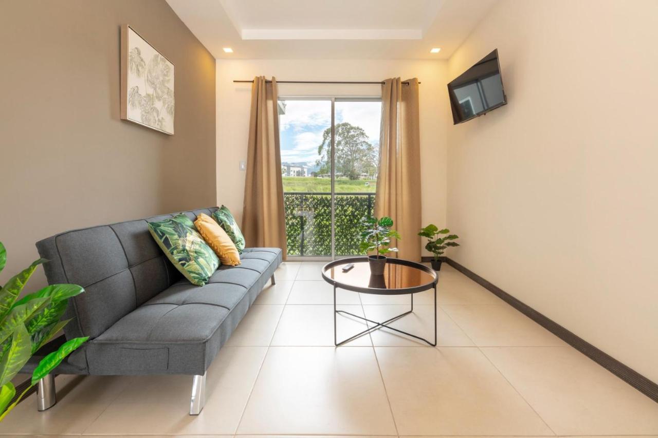 Boulevard Park Apto #27 - 2Bdrm - Selena Segura Эредия Экстерьер фото