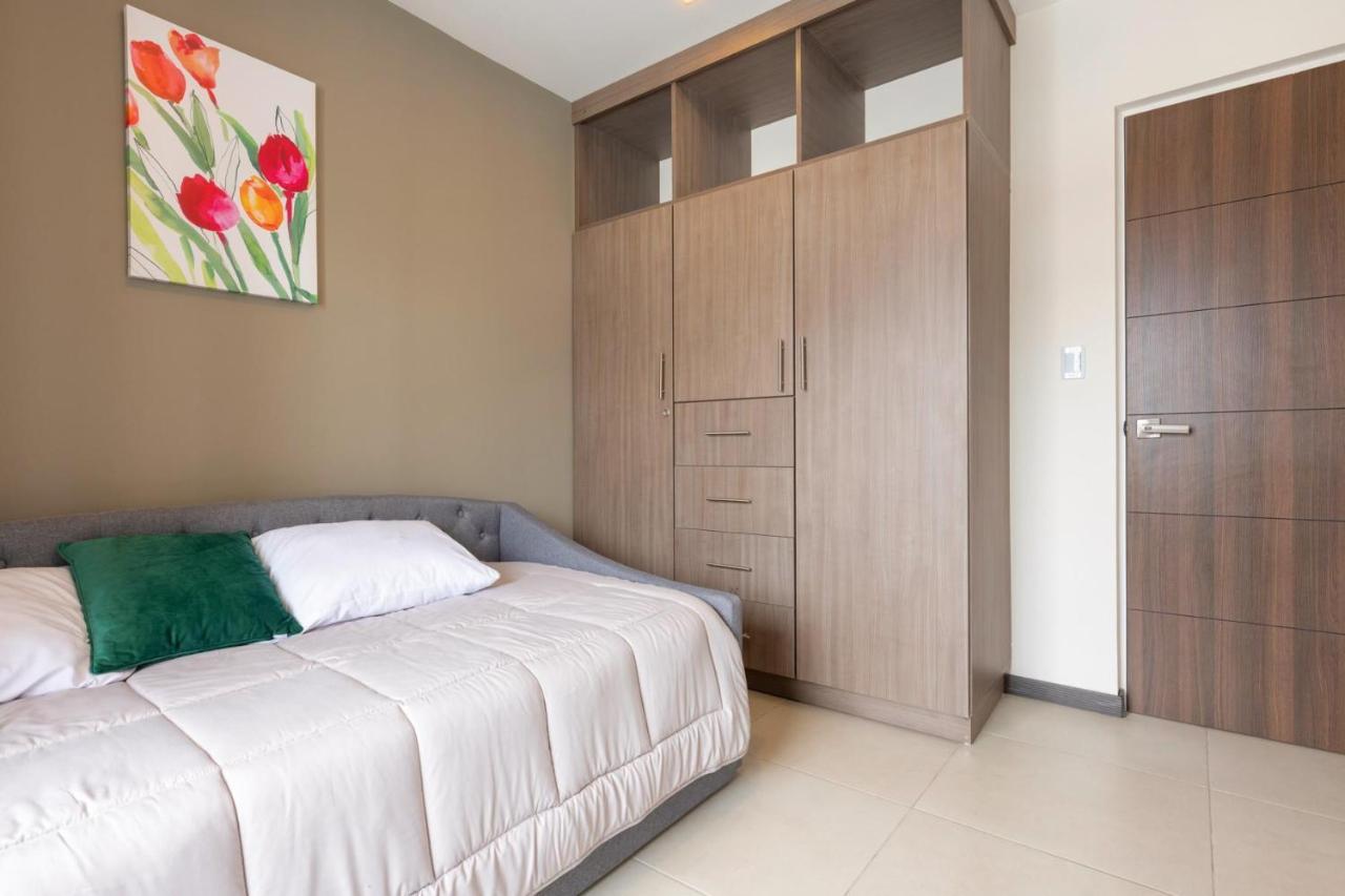 Boulevard Park Apto #27 - 2Bdrm - Selena Segura Эредия Экстерьер фото